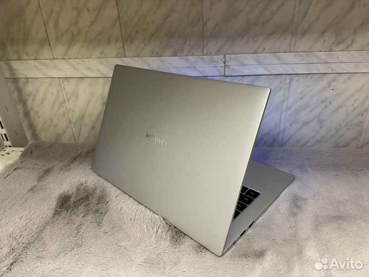 Ноутбук huawei matebook d 14