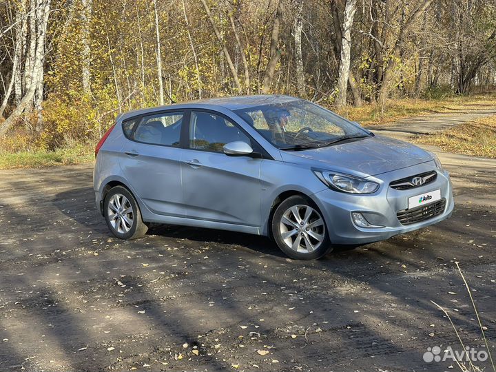Hyundai Solaris 1.6 AT, 2012, 99 000 км