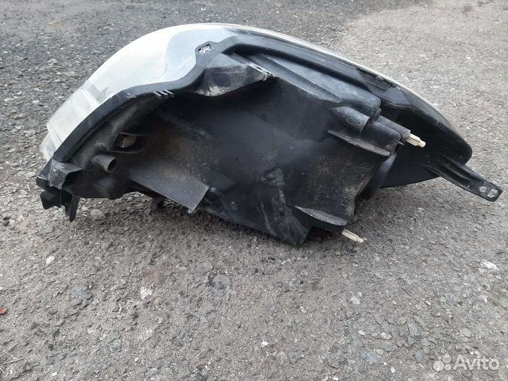 Фара левая nissan note E11