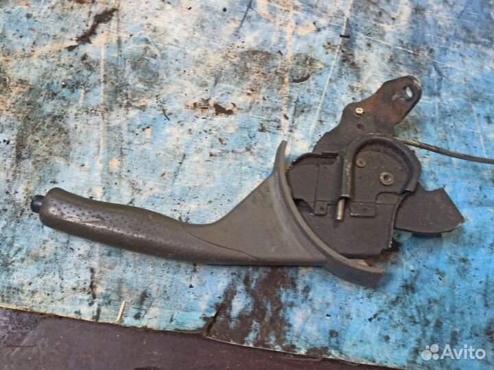 Рычаг стояночного тормоза ручник chery tiggo t11