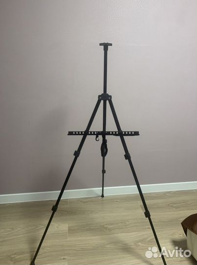 Мольберт алюминиевый новый