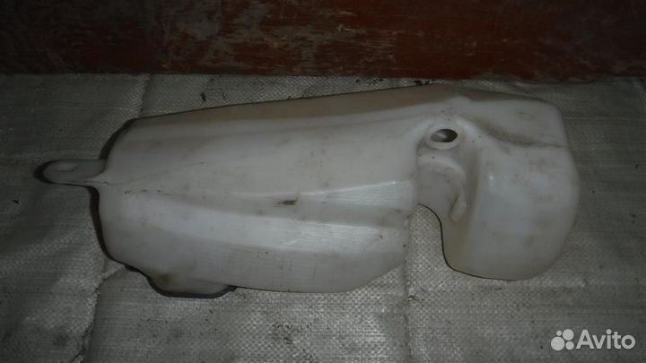 Бачок омывателя лобового стекла Renault Logan I 2