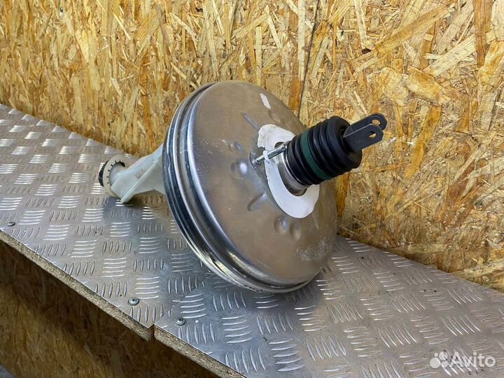 Вакуумный усилитель тормозов Mercedes-Benz Cla 200