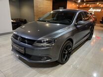 Volkswagen Jetta, 2014, с пробегом, цена 880 000 руб.