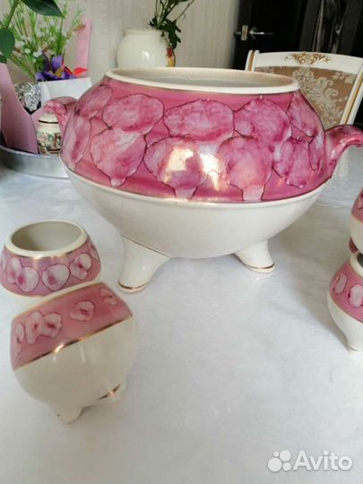 Набор столовой посуды новый