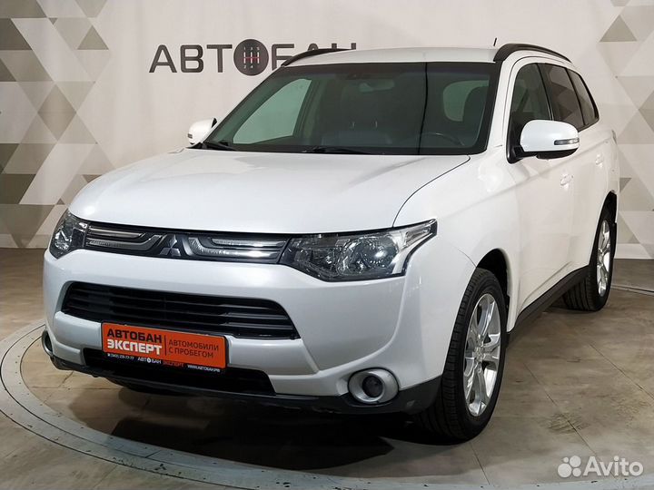 Mitsubishi Outlander 2.4 CVT, 2012, 228 127 км