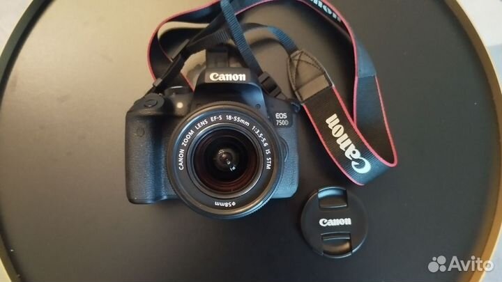 Фотоаппарат Canon EOS 750d EF-S 18-55mm