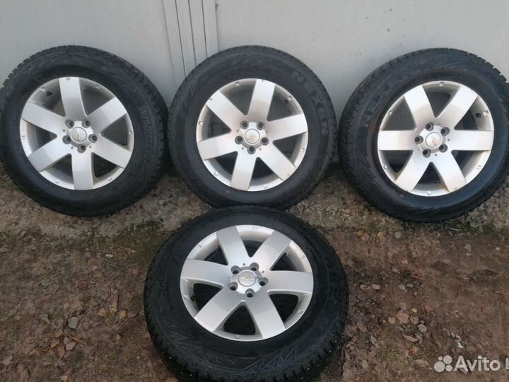 Chevrolet Captiva 235/65R17