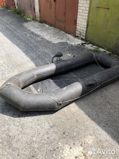 Лодка надувная резиновая