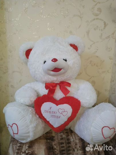 Плюшевый медведь