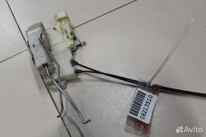 Замок двери передней левой Isuzu D-Max 2005-2012