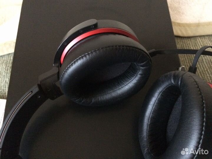 Наушники Sony MDR-XB950AP
