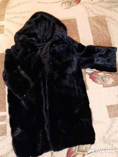 Шуба норковая поперечка с капюшоном
