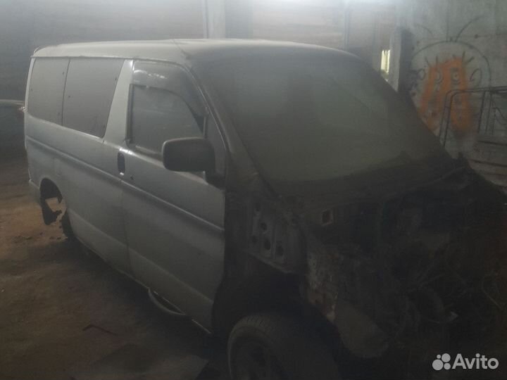 Mazda Bongo Friendee 2.5 AT, 1995, битый, 300 000 км