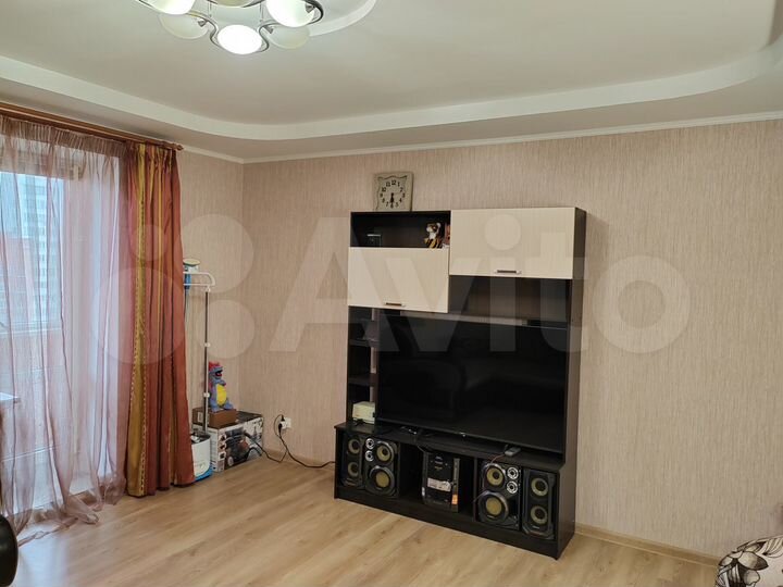 3-к. квартира, 68 м², 9/10 эт.