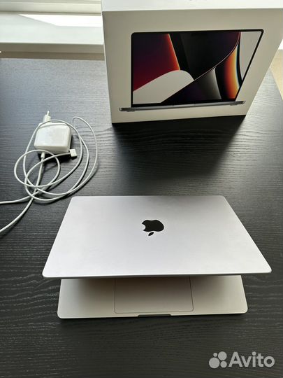 Apple MacBook Pro 14 m1 space grey 512Gb SSD