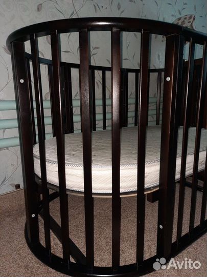 Детская кроватка круглая овальная