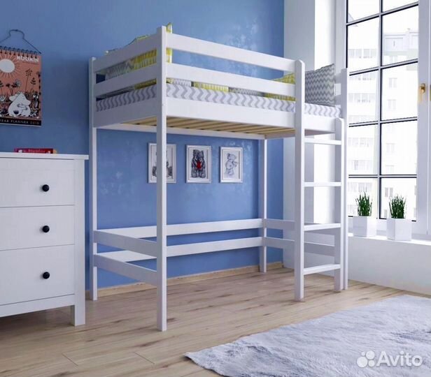 Детская кровать чердак из массива