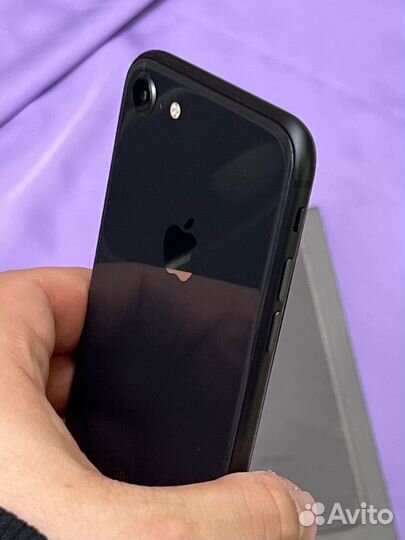 iPhone 8 128GB чёрный