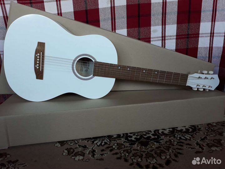 Гитара новая амистар, бесплатная настройка