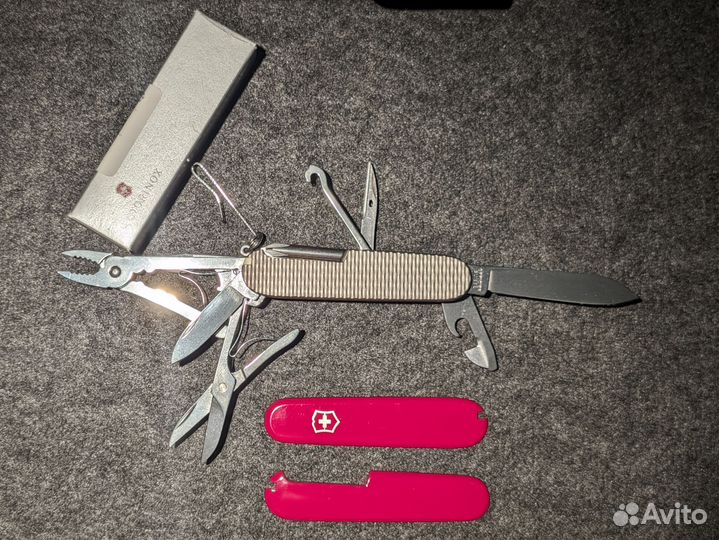 Victorinox Deluxe Tinker, 1.4723, 91 мм титан