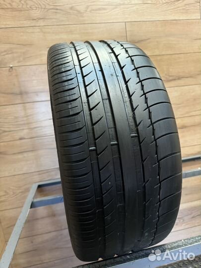 Michelin Pilot Sport PS2 255/40 R19 98Y