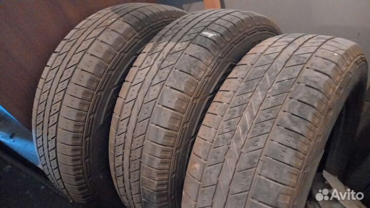 Hankook TH22 225/70 R16