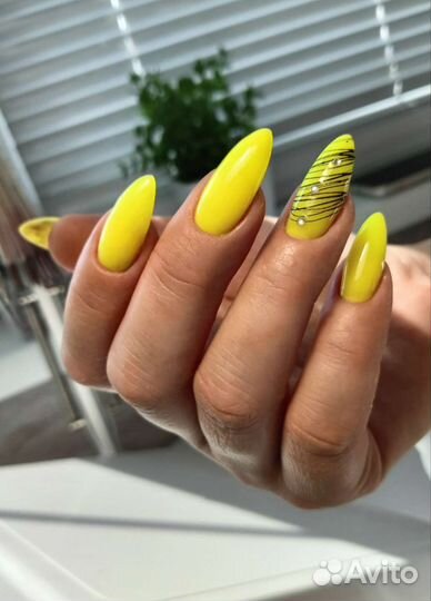 Маникюр, педикюр