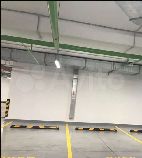 Машиноместо, 14 м²