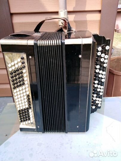 Гармонь бу для кино или как запчасти