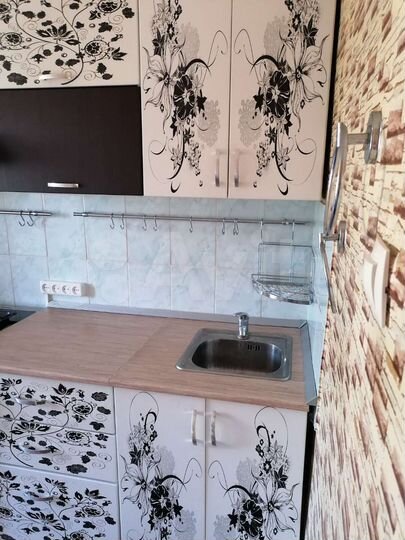 2-к. квартира, 47 м², 1/2 эт.