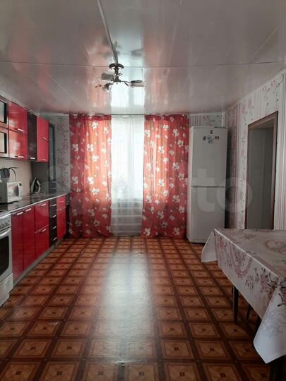 Дом 100 м² на участке 5 сот.