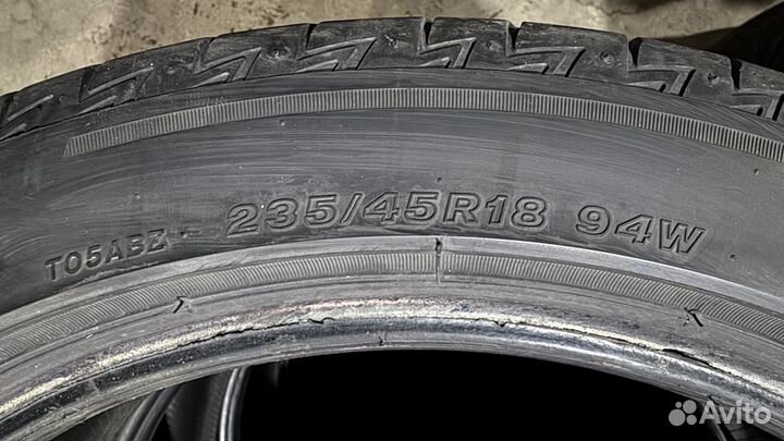 Bridgestone Turanza T005A 235/45 R18 94W