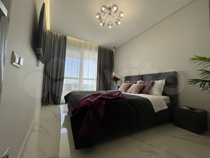 2-к. квартира, 55 м², 6/18 эт.