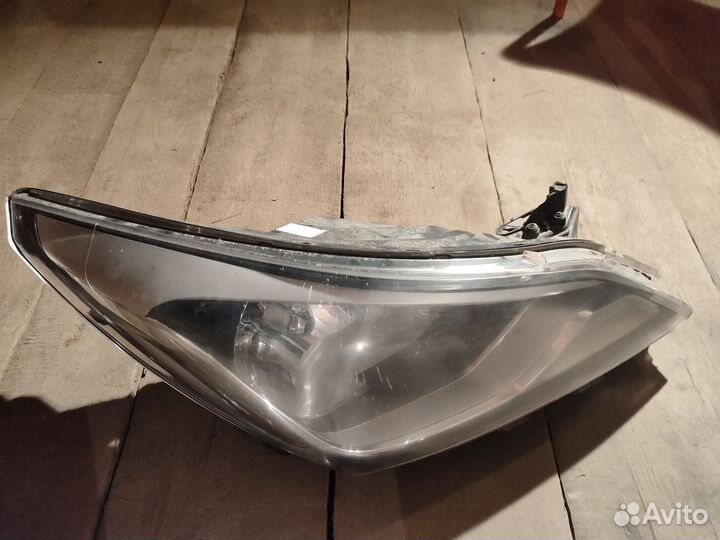 Фара на Hyundai Solaris 2015г бу