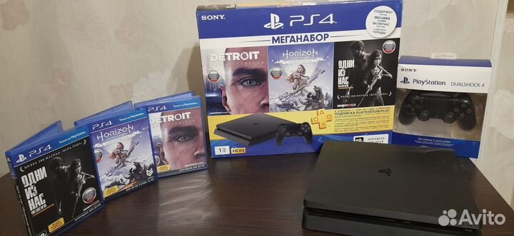 Sony playstation 4 slim