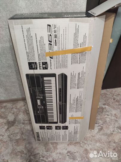 Цифровой синтезатор yamaha PSR-E363, черный