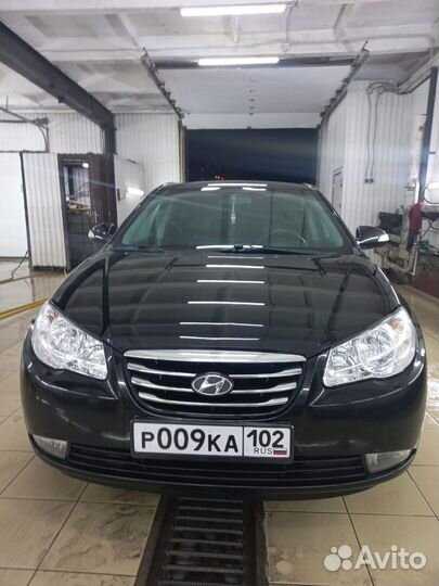 Машина hyundai elantra