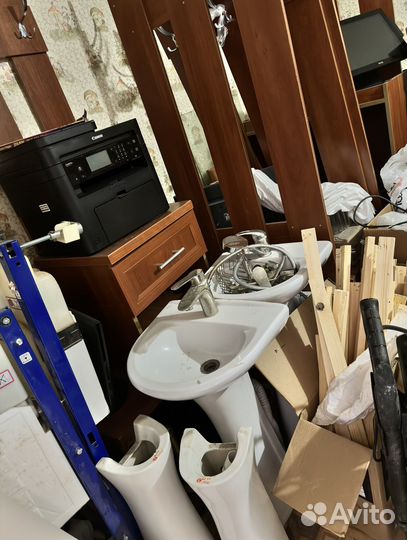 Тумба прикроватная