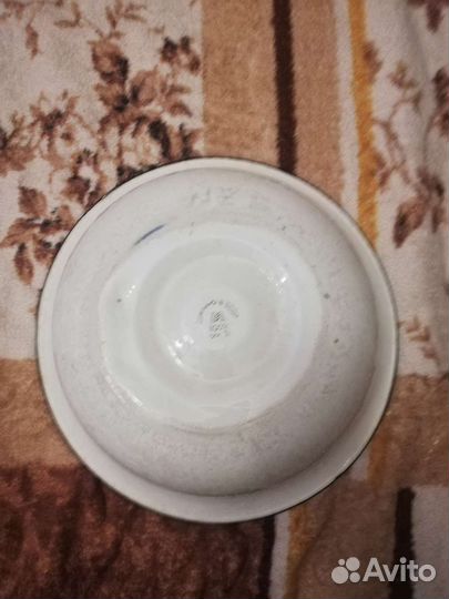 Таз эмалированный советский небольшой белый