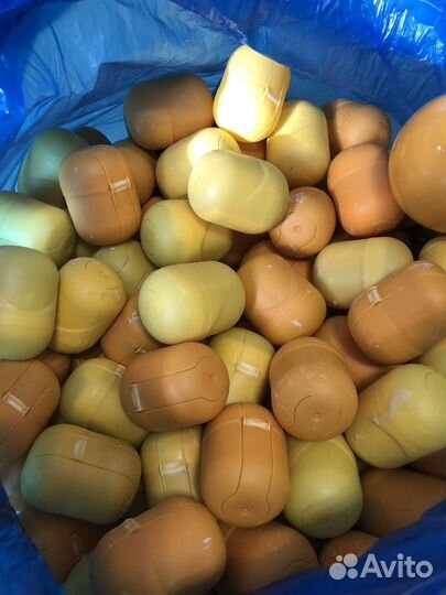 Игрушки из Киндер сюрпризов(желтки)