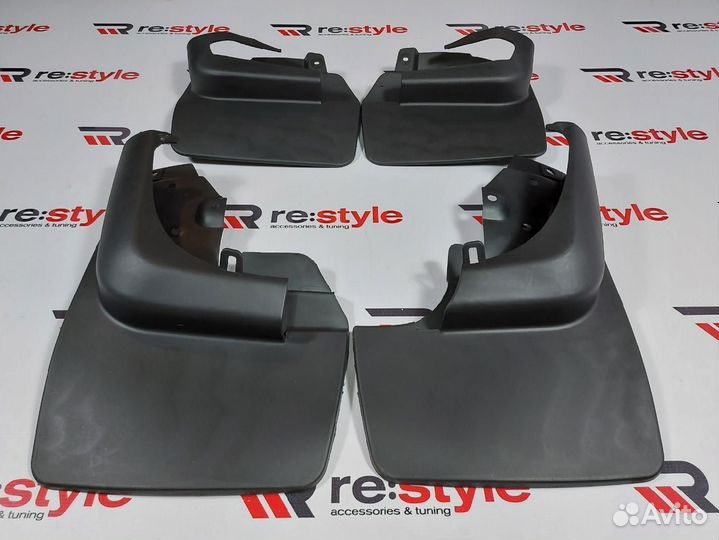 Брызговики Toyota Land Cruiser 80 Под фендера