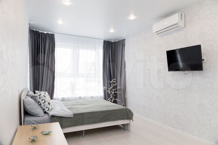 1-к. квартира, 42 м², 24/24 эт.