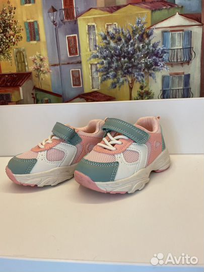Кроссовки для девочки 33 размер
