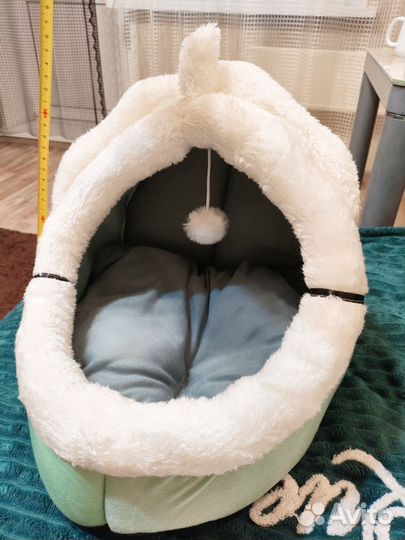 Лежанка для кошек новая