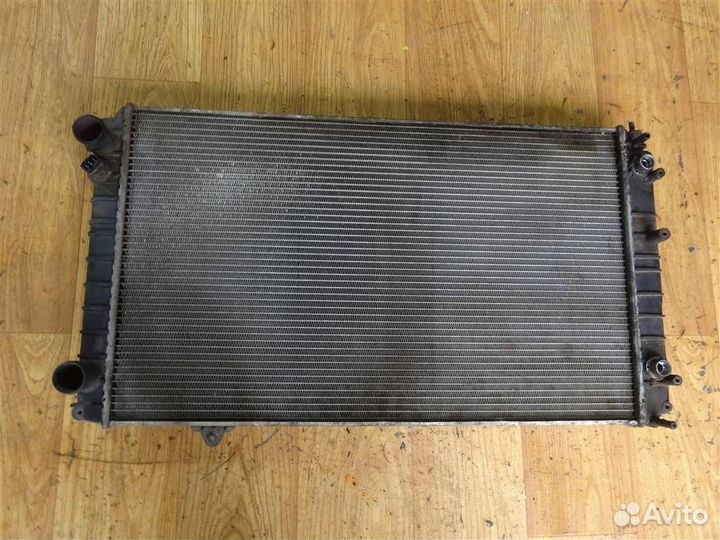 Радиатор основной Audi A8 D2 (1994—1999)