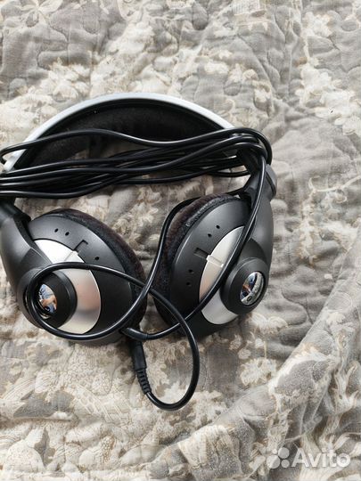 Игровые наушники