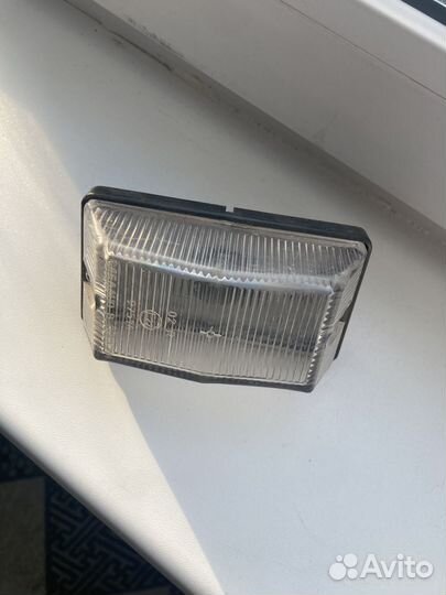 Фонарь габаритный