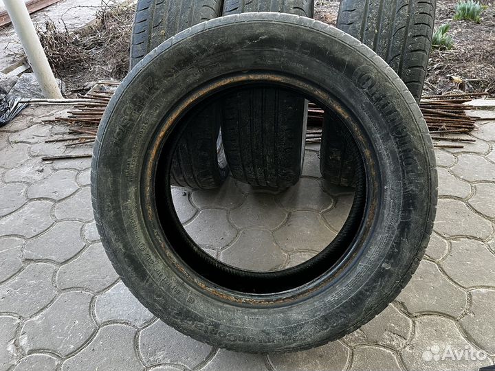 Continental ContiPremiumContact 2 215/60 R17 96H