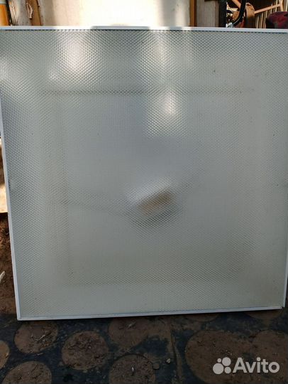 Светильник потолочный светодиодный